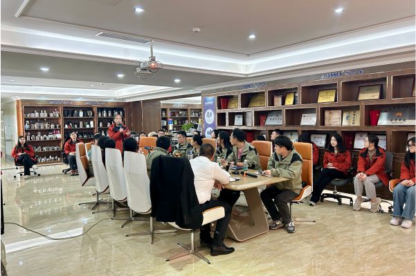 Sunnex termék ismerete és üzleti készségek képzése a Shenzhen irodában